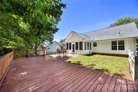 4286 Timberwood Drive Gastonia NC 28056