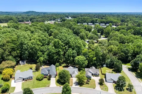 4286 Timberwood Drive Gastonia NC 28056
