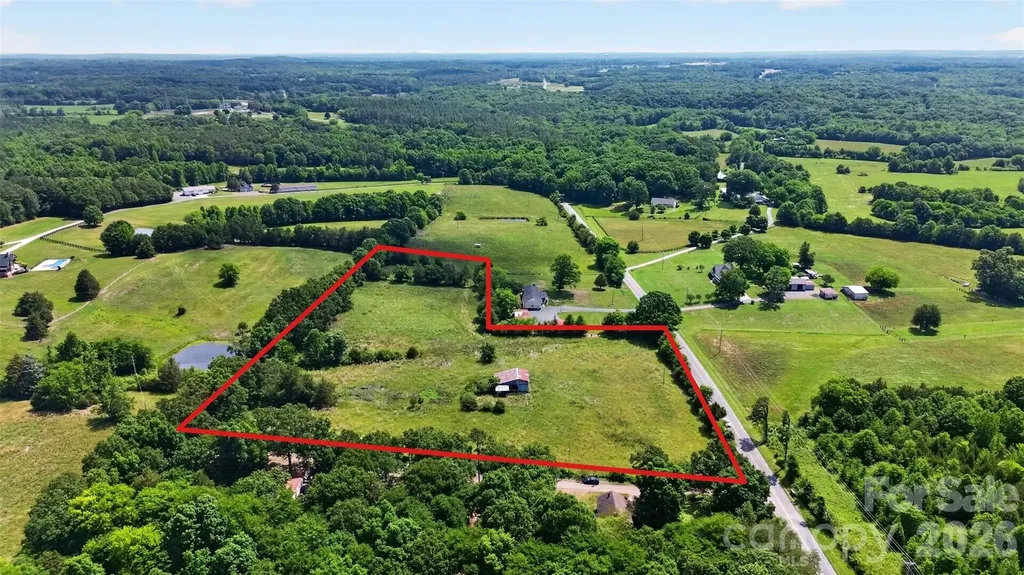 12491 Oak Grove Road Stanfield NC 28163