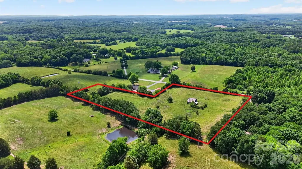 12491 Oak Grove Road Stanfield NC 28163