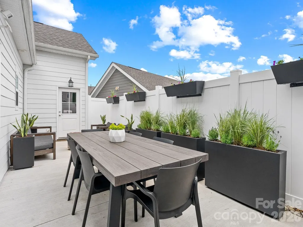 58 Walnut Springs Drive Asheville NC 28804
