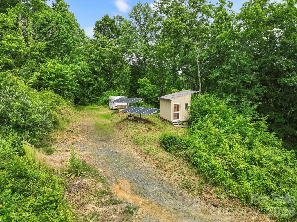 555 Logans Ridge Drive Marshall NC 28753