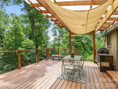 555 Logans Ridge Drive Marshall NC 28753