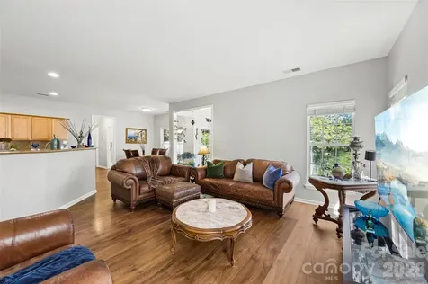 11719 Royal Castle Court Charlotte NC 28277