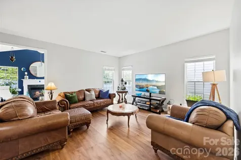 11719 Royal Castle Court Charlotte NC 28277