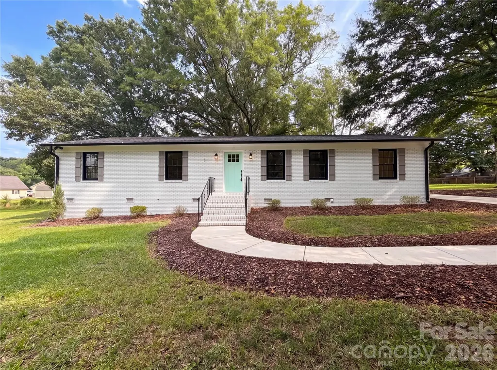 141 Greenbriar Drive Matthews NC 28104