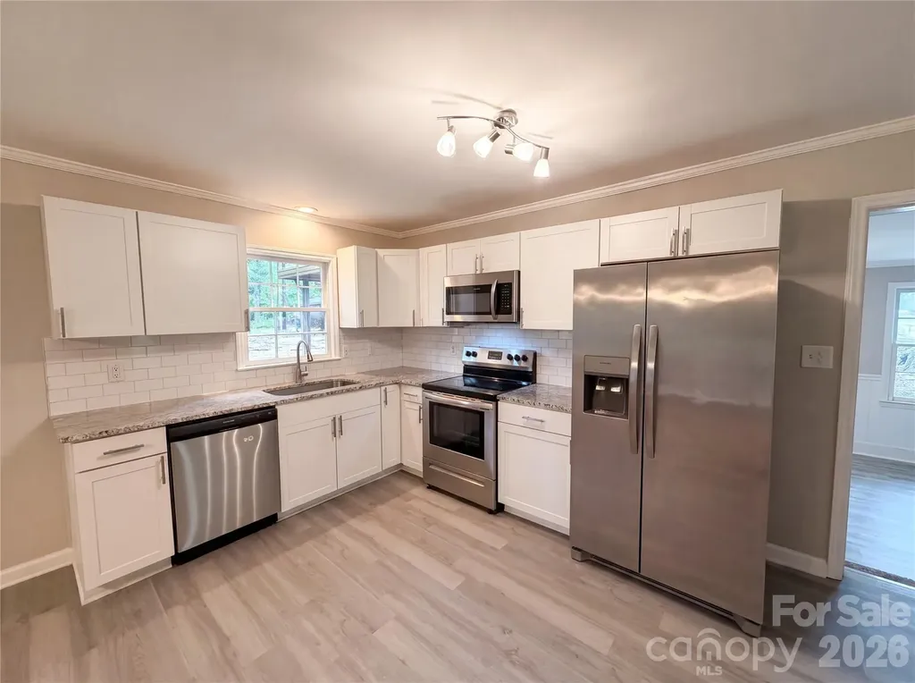 141 Greenbriar Drive Matthews NC 28104