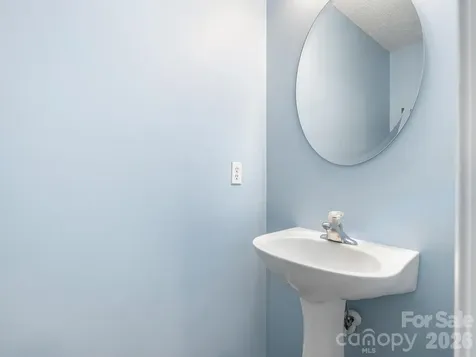 3259 Blythe Ridge Court Charlotte NC 28213