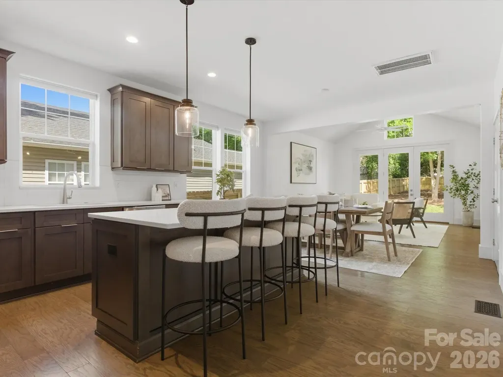 129 S Gardner Avenue Charlotte NC 28208