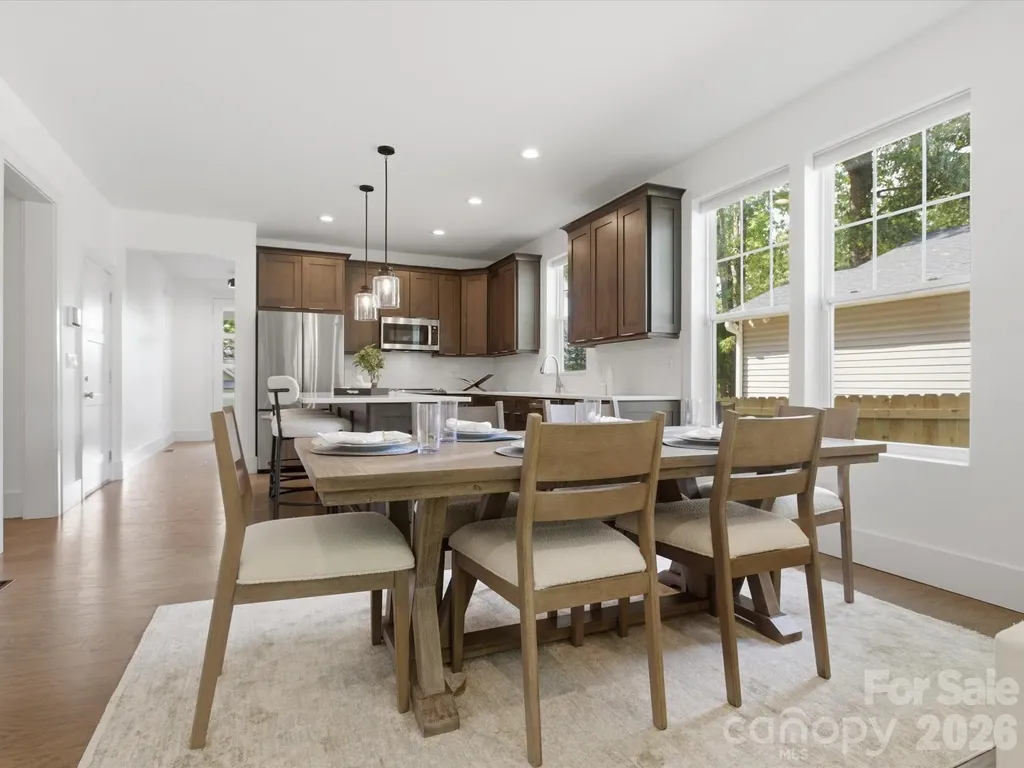 129 S Gardner Avenue Charlotte NC 28208