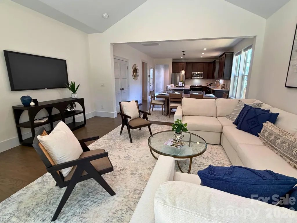 129 S Gardner Avenue Charlotte NC 28208