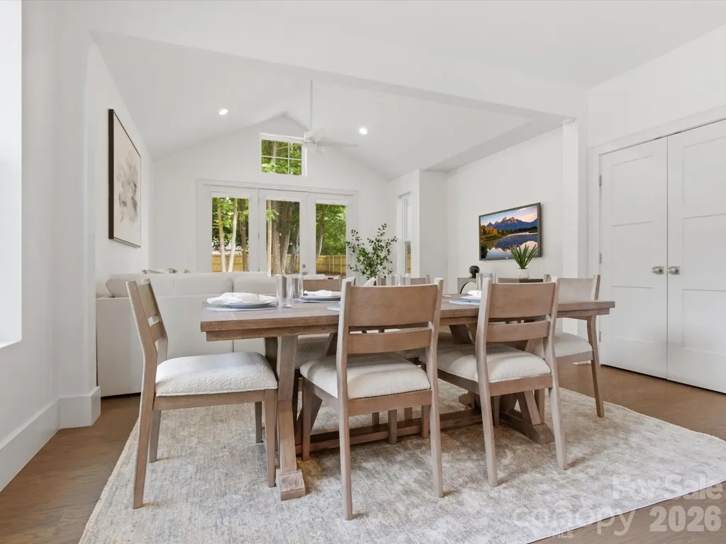 129 S Gardner Avenue Charlotte NC 28208