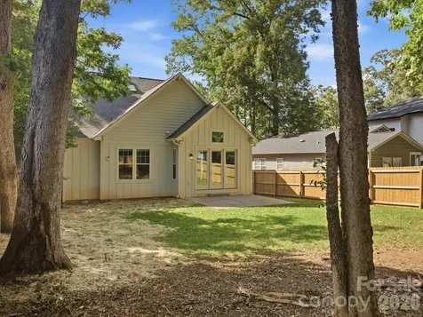 129 S Gardner Avenue Charlotte NC 28208
