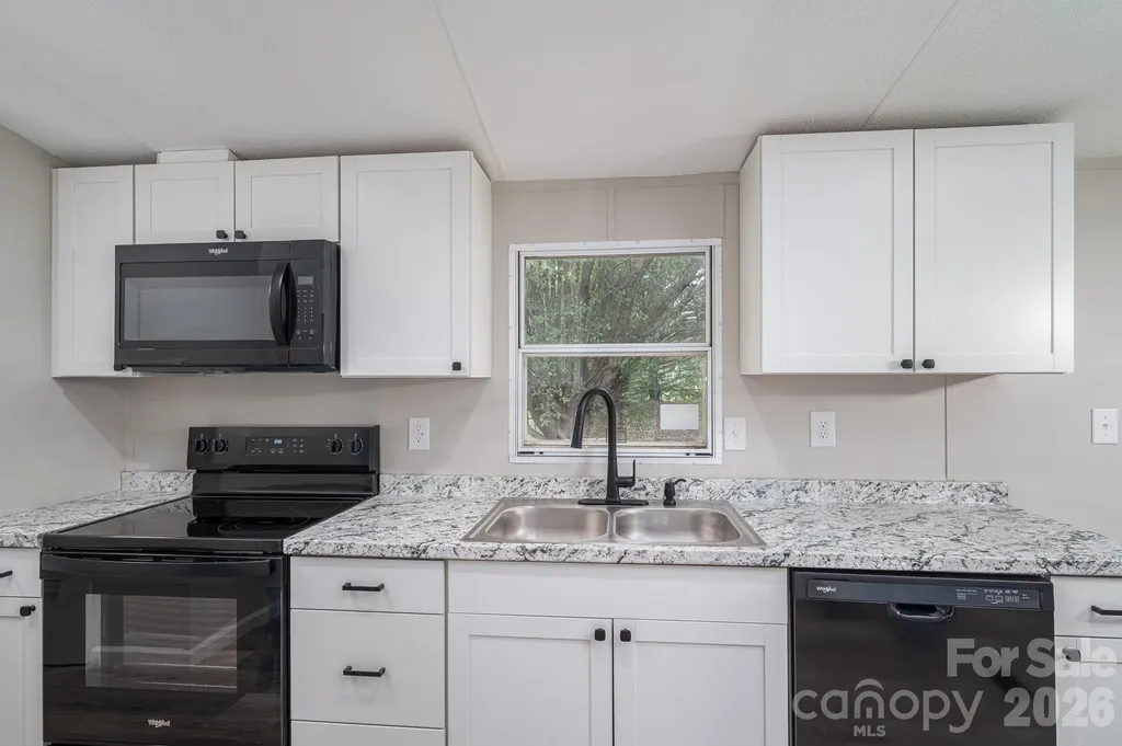 3462 Eaker Road Cherryville NC 28021