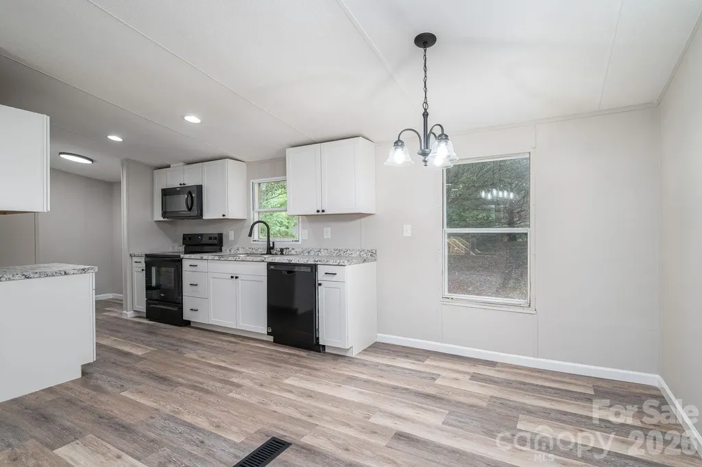 3462 Eaker Road Cherryville NC 28021