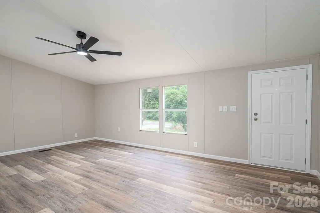 3462 Eaker Road Cherryville NC 28021