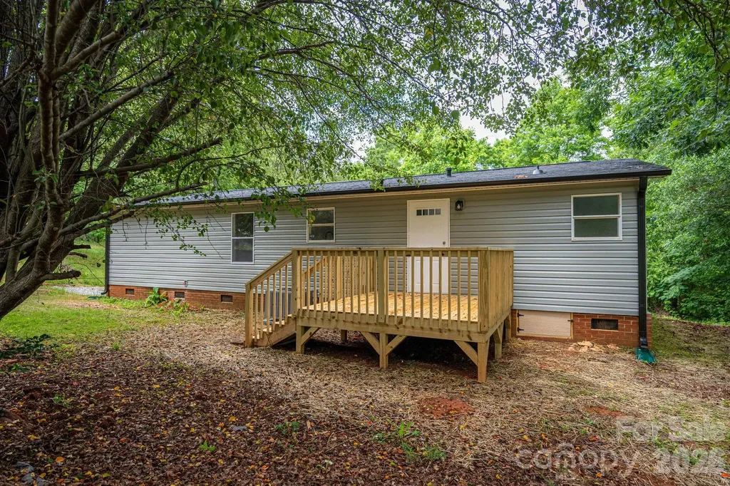 3462 Eaker Road Cherryville NC 28021