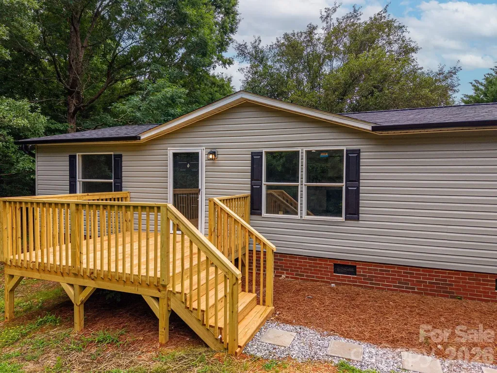 3462 Eaker Road Cherryville NC 28021