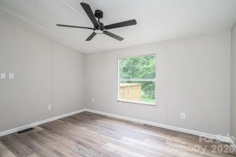 3462 Eaker Road Cherryville NC 28021