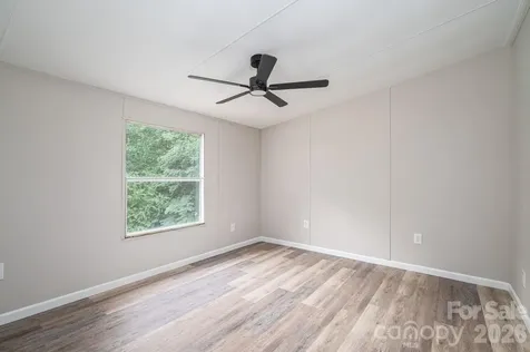 3462 Eaker Road Cherryville NC 28021