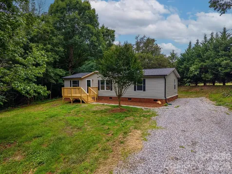 3462 Eaker Road Cherryville NC 28021