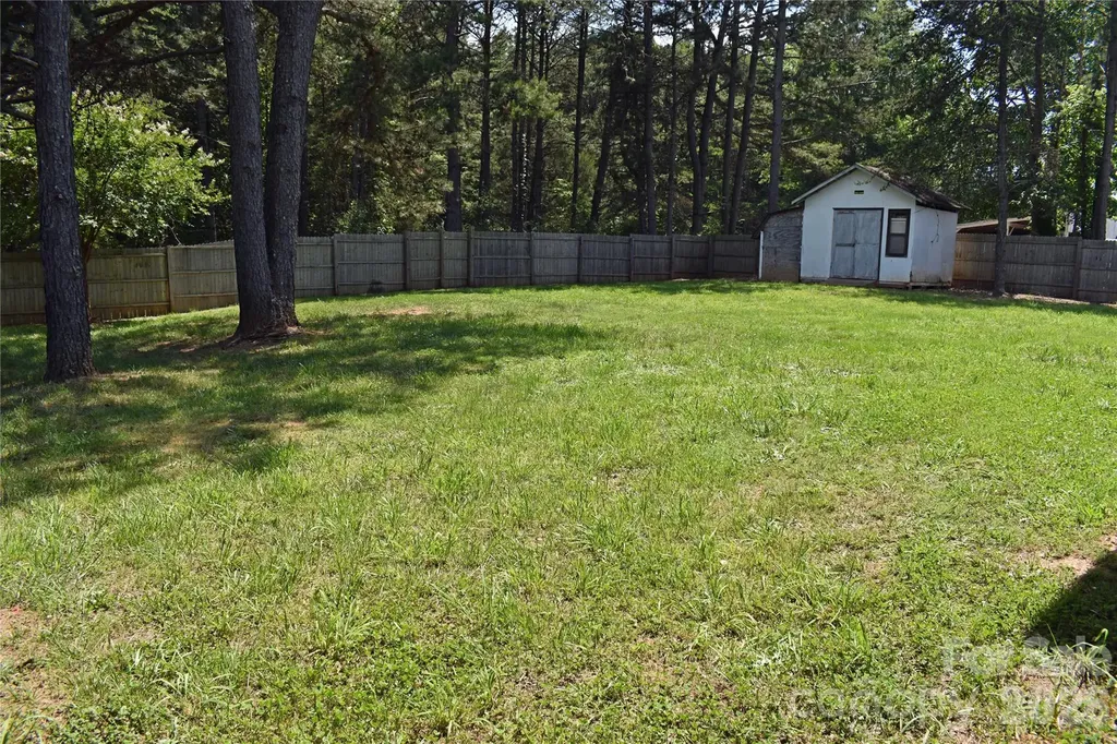 2024 Poarch Road Lincolnton NC 28092