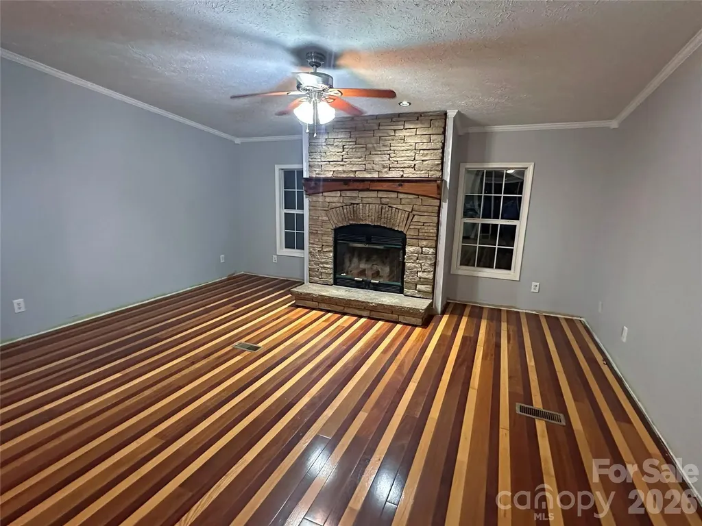 2024 Poarch Road Lincolnton NC 28092
