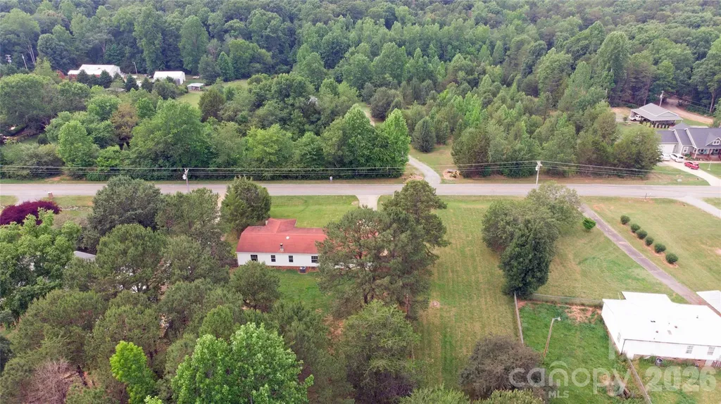 2024 Poarch Road Lincolnton NC 28092