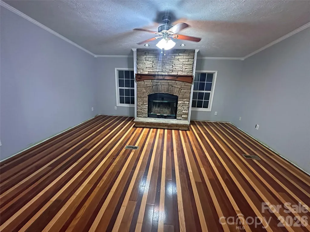 2024 Poarch Road Lincolnton NC 28092