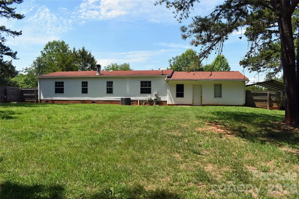 2024 Poarch Road Lincolnton NC 28092