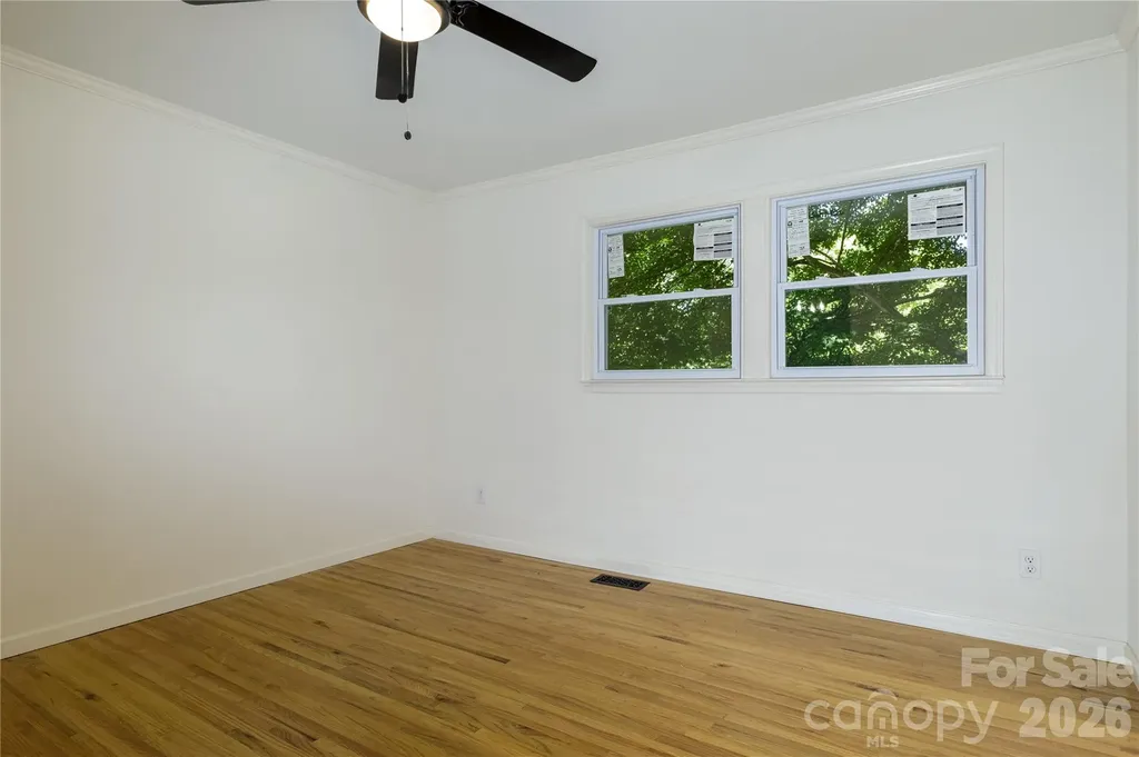 214 Mcginnis Avenue Lincolnton NC 28092
