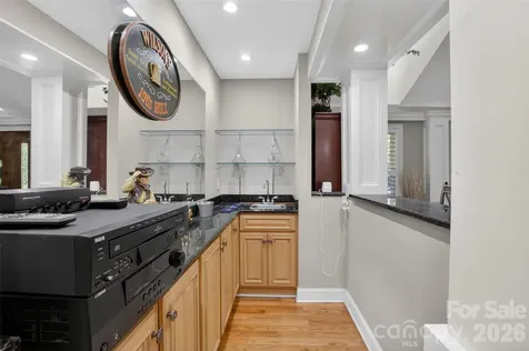 8234 Dennis Road Charlotte NC 28227