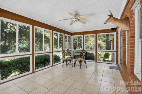 8234 Dennis Road Charlotte NC 28227