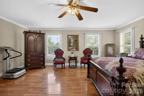 8234 Dennis Road Charlotte NC 28227