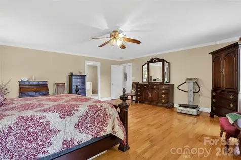 8234 Dennis Road Charlotte NC 28227