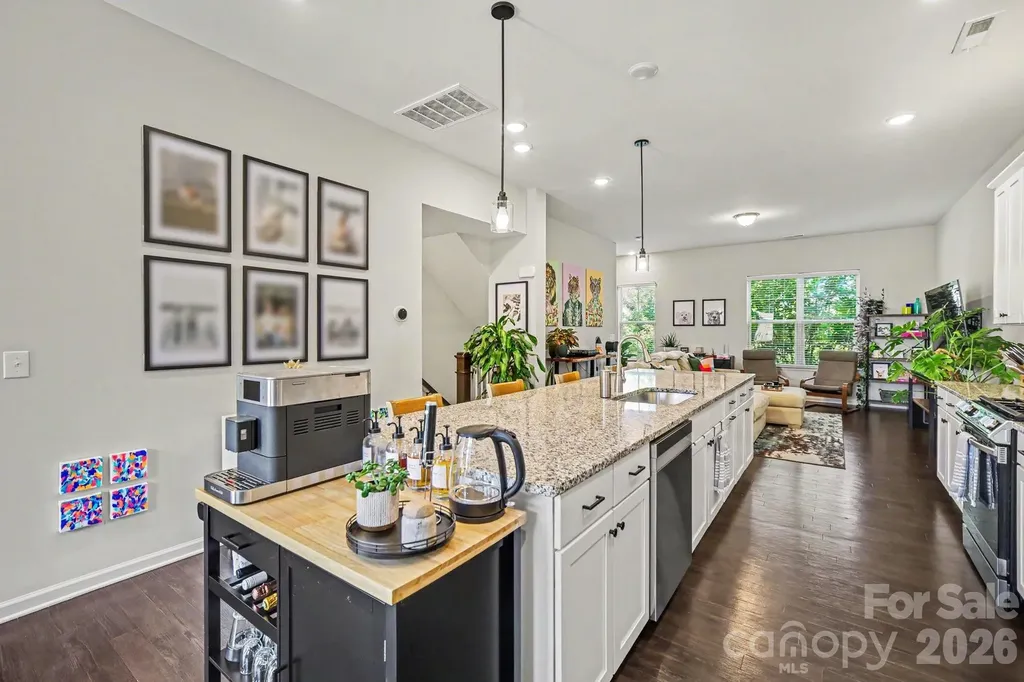 9316 Ainslie Downs Street Charlotte NC 28273