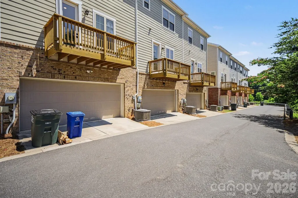 9316 Ainslie Downs Street Charlotte NC 28273