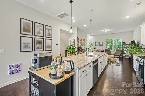 9316 Ainslie Downs Street Charlotte NC 28273