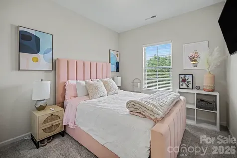 9316 Ainslie Downs Street Charlotte NC 28273