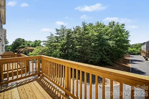 9316 Ainslie Downs Street Charlotte NC 28273