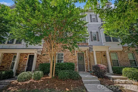 9316 Ainslie Downs Street Charlotte NC 28273