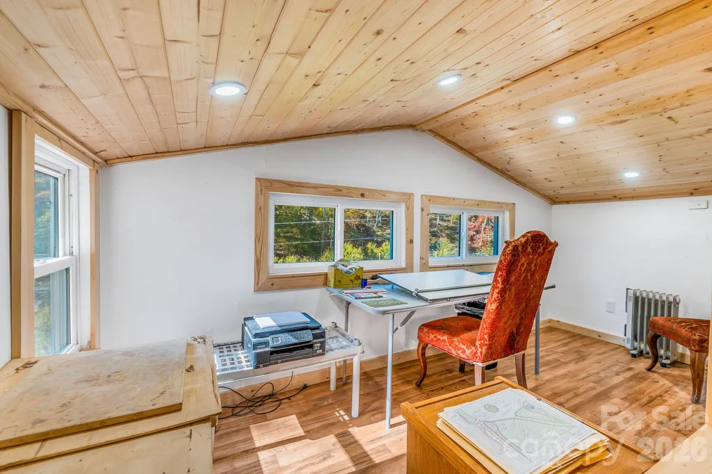 226 Fish Pond Lane Burnsville NC 28714