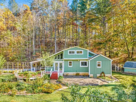 226 Fish Pond Lane Burnsville NC 28714
