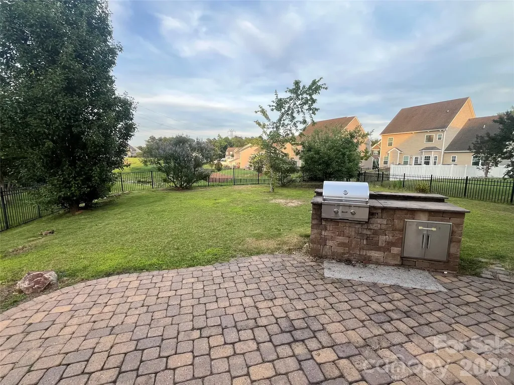 9281 Perseverance Drive Harrisburg NC 28075