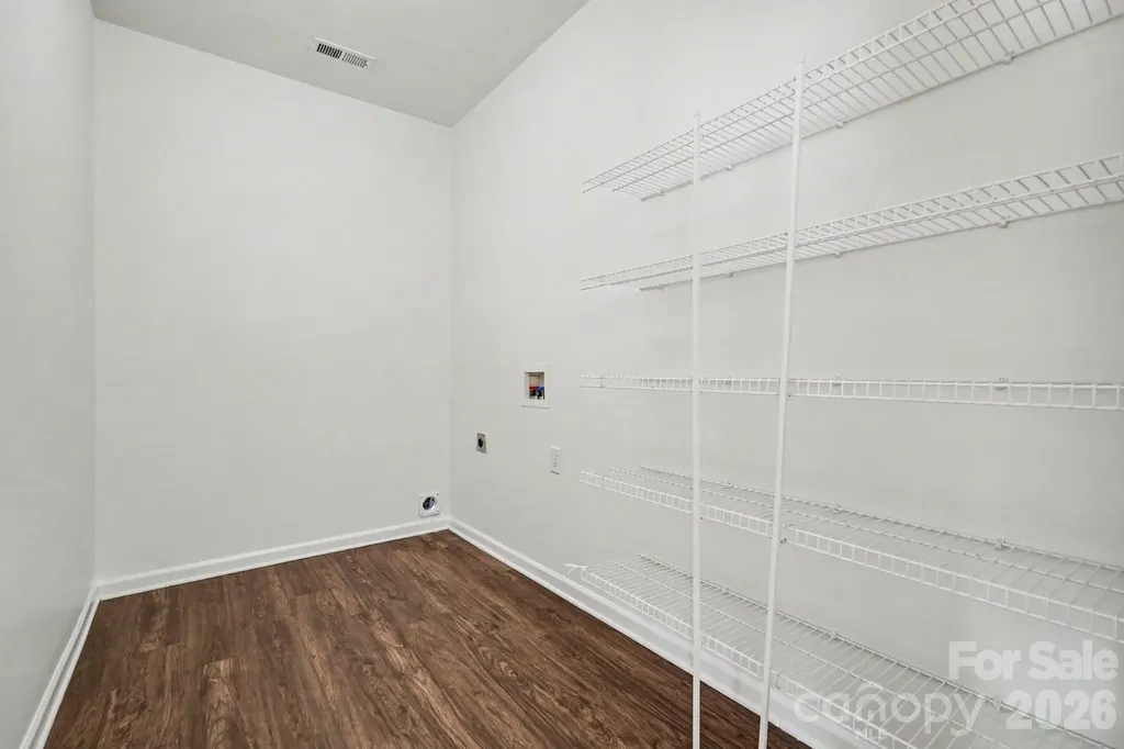 4615 Potters Glen Road Charlotte NC 28269