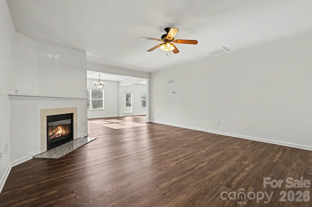 4615 Potters Glen Road Charlotte NC 28269
