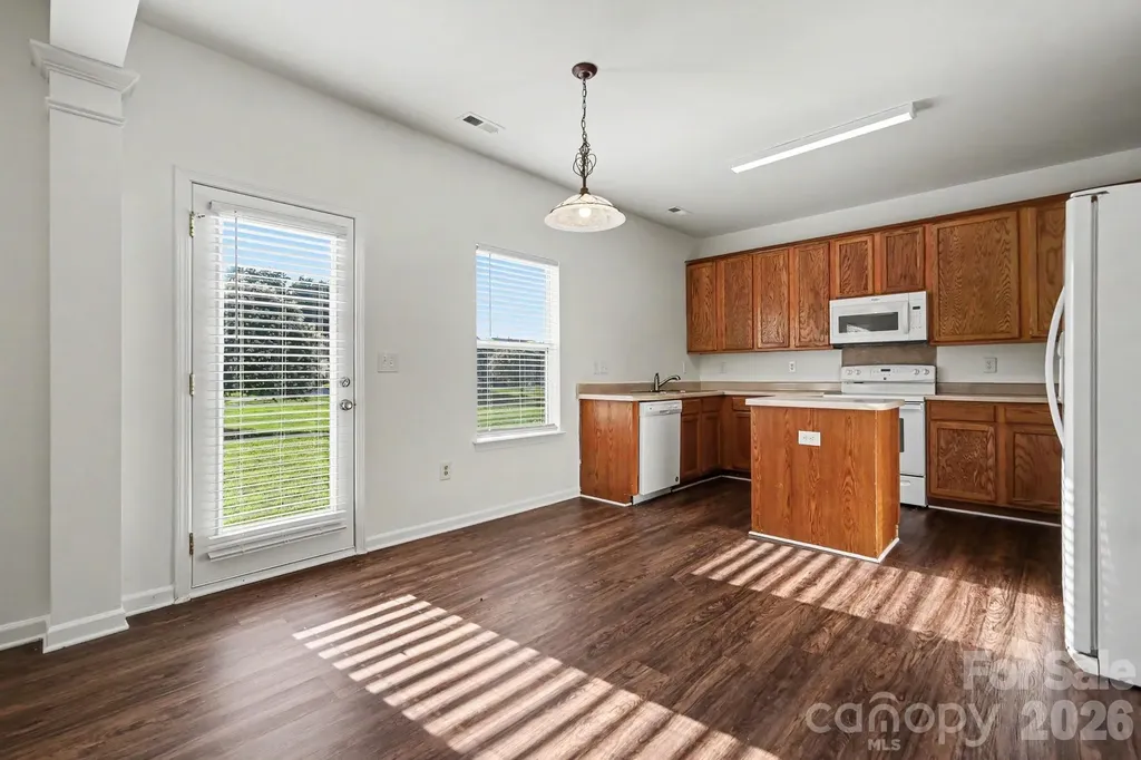 4615 Potters Glen Road Charlotte NC 28269