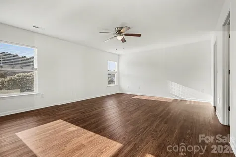 4615 Potters Glen Road Charlotte NC 28269