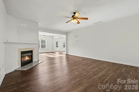 4615 Potters Glen Road Charlotte NC 28269