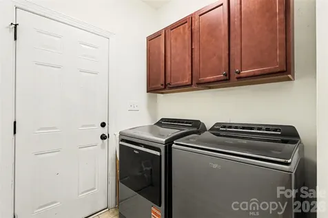 964 Mathis Avenue Salisbury NC 28146